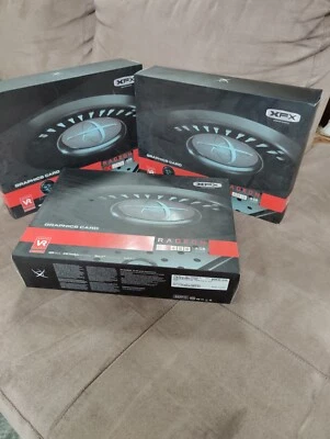 Three Pack of AMD Radeon RX 480 8GB GDDR5 PCIe Video Card Dell 109-D00947-00-02 - Image 1 of 4