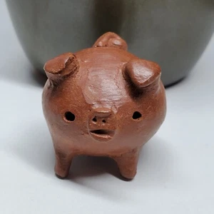 3 Legged Pig Chilean Chanchito Ceramic Figurine A Token of Goodwill & Love - Picture 1 of 8