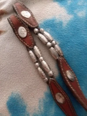 Riendas de cuero divididas con férulas de plata 7' 4" Foto 1 de 4