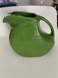 Fiesta Large Disc Pitcher SHAMROCK GREEN Fiestaware Water Pitcher 67oz HLC - Picture 1 of 8