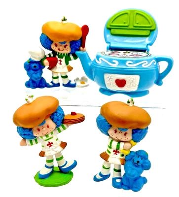 Juego miniatura Strawberry Shortcake Crepe Suzette 1983 Deluxe Eclair Poodle Foto 1 de 4