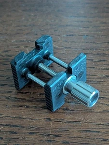 Bergeon 4039-P Watch Movement Holder, Used, Watchmaker Tool #N750 - Picture 1 of 6