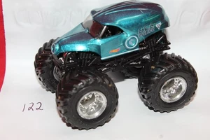 Camión diecast Monster Jam Hot Wheels 1/64 NEA Police 122 - Imagen 1 de 2