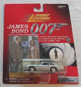 Johnny Lightning James Bond 007 Goldfinger Aston Martin NIP