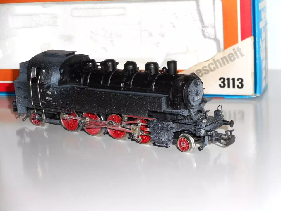 Rare Marklin 3113 OBB Steam Tank Loco. 3 rail AC.Excellent Cond.Lights.HO. Boxed - Image 1 of 4