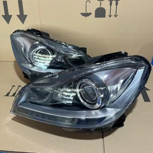 Mercedes Benz W204 left & Right Xenon EU Headlights with control module ILS - Foto 1 di 15