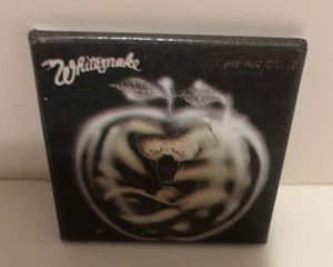 Spilla, spilla, distintivo serpente bianco vintage anni 80. RARO!! - Foto 1 di 2