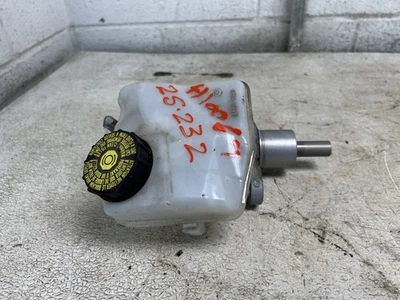 2019 沃尔沃 XC90 原始设备制造商制动主缸  — 第 1/4 张图片