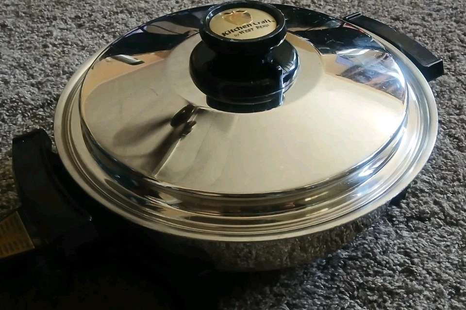 Kitchen Craft West Bend 11" Electric Skillet Liquid Core Vented Lid Stainless - Image 1 of 4