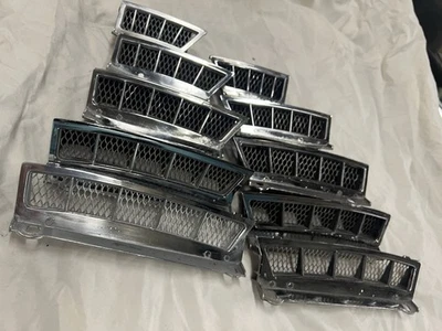 Ford Mustang Fastback 1965 1966 Shelby persiana lateral aire, extractor insertos cromados Foto 1 de 4