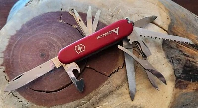 Navaja suiza Victorinox Ranger roja multiherramienta sierra de madera lima de metal - 808 Foto 1 de 4