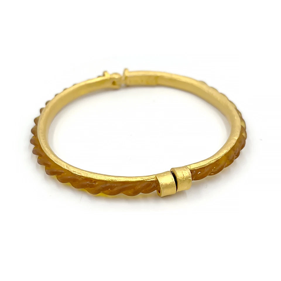 MICHAEL VINCENT MICHAUD AMBER MAGNETIC  GLASS BRACELET  2039 N - Image 1 of 1