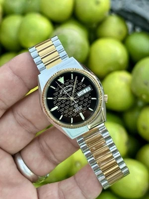 West End Sowar Prima Automatic 17 Jewels Day/Date Men’s Wristwatch -Swiss Made- - Image 1 of 4