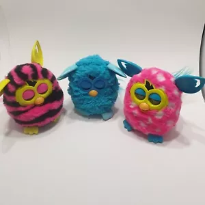 Vintage Furbies 90er Furby wie besehen für Teile oder Reparatur funktioniert nicht Posten von 3 - Bild 1 von 14