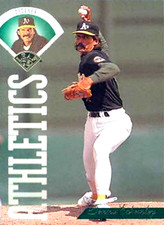 1995 Leaf #352 Dennis Eckersley Oakland Athletics HOF