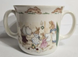 2 Handle Bunnykins Hug a Mug "PILLOW FIGHT2" (Albion Shape) by ROYAL DOULTON - Bild 1 von 3