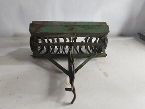 1950s Ertl Eska John Deere Grain Drill Seeder Asis  - Picture 1 of 11