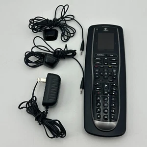 LOGITECH Harmony 900 Remote Control with Charging Base & Power Adapter Included - Afbeelding 1 van 10