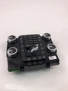 NO3227 VOLVO Climate Control Unit 31443425 - Picture 1 of 4