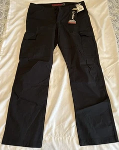 *NWT* Wrangler Men’s 34x30 Range Cargo Pant- Charcoal Gray!  - Picture 1 of 3