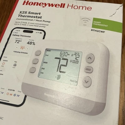 Honeywell X2S Smart Thermostat RTH2CWF Conventional/Heat Pump WiFi - Image 1 of 3