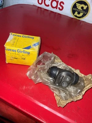 LUCAS REAR BRAKE CYLINDER 32966789 FITS OPEL VAUXHALL ASTRA 1399,1300S CAR - Image 1 of 4