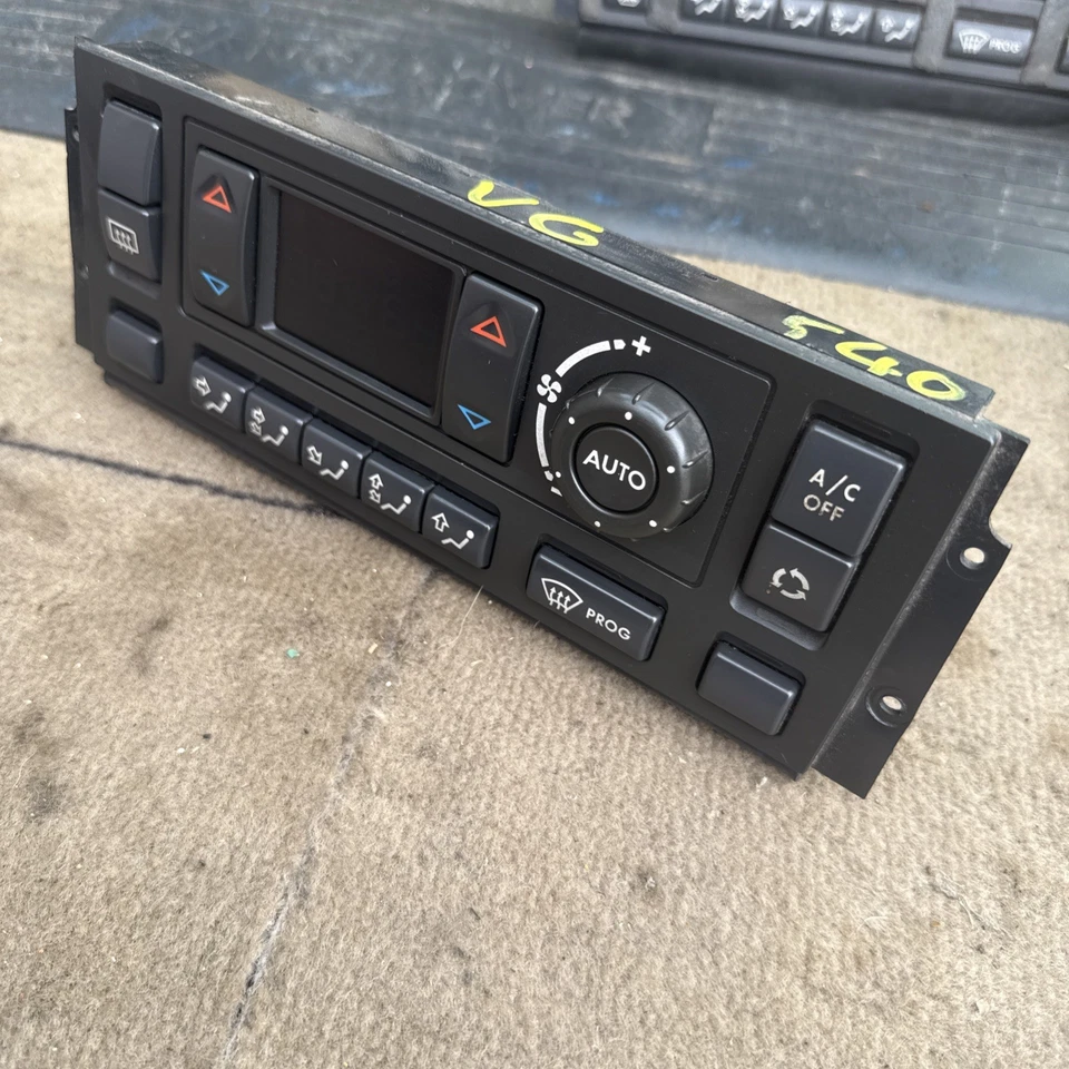 RANGE ROVER P38 1994-2002 HEATER CONTROL PANEL Part Number JFC 102540 - Image 1 of 3