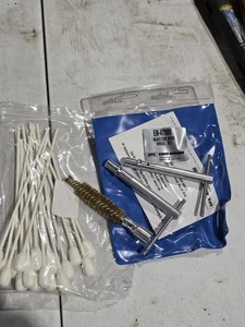 EN-47909 Injector Bore Brush Cleaning Kit & Swabs for 6.6L Duramax Diesel Engine - Picture 1 of 4