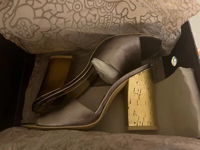 Аккуратно б/у Hale Bob дизайнерский золото и серебро Jacinda 4,5 «вечерние каблуки Mules 8.M - Изображение 1 из 4