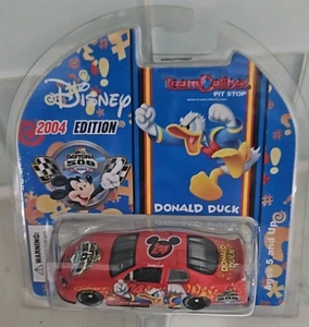 Disney 2004 Donald Duck NASCAR Daytona 500 Diecast Chevrolet Monte Carlo - Picture 1 of 3