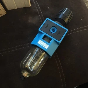 Kostenloser Versand NEU Festo LFR-1/2-S-7-B Filterregler 150038 - Bild 1 von 7