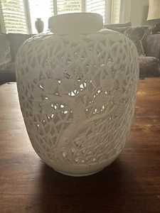 Base de lámpara reticulada china Blanc De Chine / florero ÁRBOL - Imagen 1 de 7