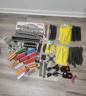 Vintage Lot Of Tyco HO SCALE Train, Tracks, Straight, Curve, Switch, Terminal - Image 1 of 4