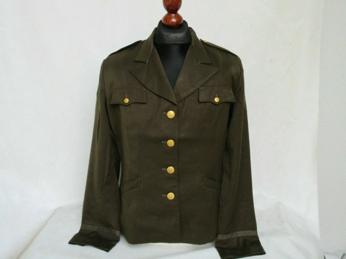 ハロウインにいかがでしょうか? US ARMY E-5 女性 制服ー式 中古