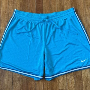 Nike DriFit Shorts Damen groß blau Mesh Kordelzug Training Zug Laufen Fitnessstudio Freizeit - Bild 1 von 13