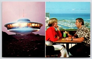 Honolulu~Laronde Revolving Googie Architecture Restaurant~1 Revolution Per Hour - Picture 1 of 2