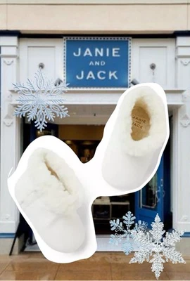 Janie and Jack Bebé Niña Sherpa Forrado Cuna Botín 3-6 M Precio de venta sugerido por el fabricante $44 Foto 1 de 4