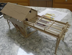 Lionel 12774 Log Loading Station Kit - Picture 1 of 6