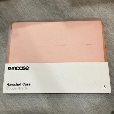 Incase Hardshell Case for Apple MacBook Pro Retina 15 Rose - Image 1 of 3