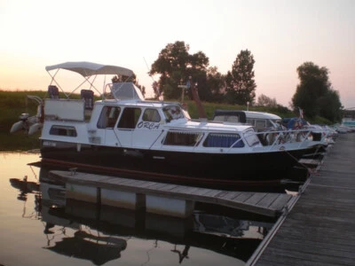 Motorboot Kajütboot mit Sliptrailer - Bild 1 von 4