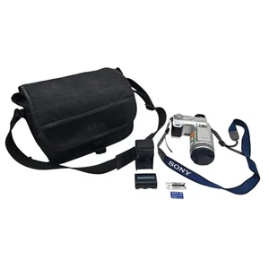 Sony Cyber-shot DSC-F717 5.0MP Digitalkamera Zeiss Objektiv SD Batt/CHRG Tasche getestet - Bild 1 von 22