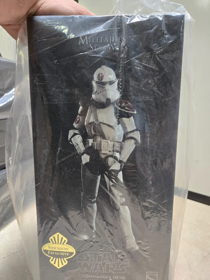 Figura Sideshow Commander NEYO 91st Recon Corps EXCLUSIVA Star Wars escala 1:6 Foto 1 de 4