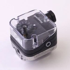 🔥🔥Honeywell C6097A3095 - Pressure Switch✳️✳️ - Picture 1 of 5