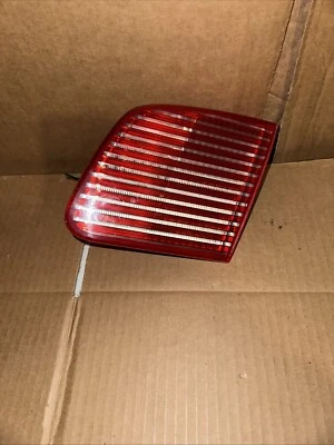 2006-2009 Saab 9-5 Sedan Saloon Passenger Inner Tail Lamp 12758913 12755792 - Image 1 of 4