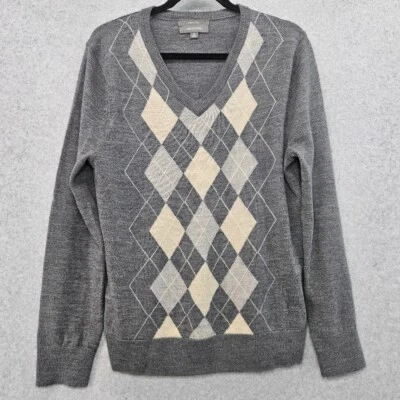 Merona 100% Merino Wool Gray Argyle V-Neck Men's Pull Over Sweater Size M - Image 1 of 4