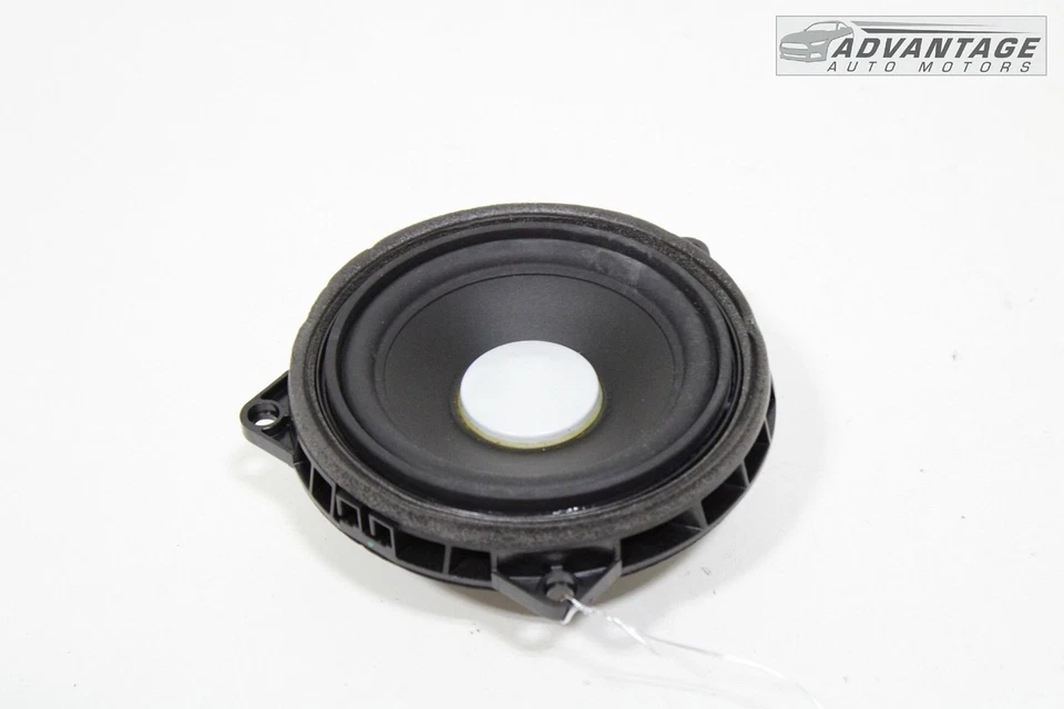 BMW 330E F30 2016-2018 panel de puerta trasera izquierda audio sonido altavoz OEM Foto 1 de 4