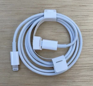 APPLE Original USB-C Lightning Charging Cable iPhone Pro Max White SIZE 1m/3.3ft - Picture 1 of 2