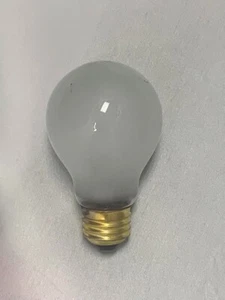 Pack of 2 Sunlite 100W light bulb - Picture 1 of 2