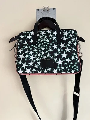 Bolso para portátil Marc Jacobs de nailon 13" negro blanco geométrico cercanías nuevo sin etiquetas Foto 1 de 4