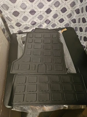 Alfombrillas de carga trasera Toyota Rav 4 2013-2018 plástico resistente con paneles traseros Foto 1 de 3